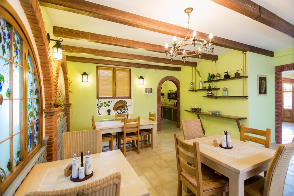Metekhi'S Galavani Hotel ティビリシ エクステリア 写真