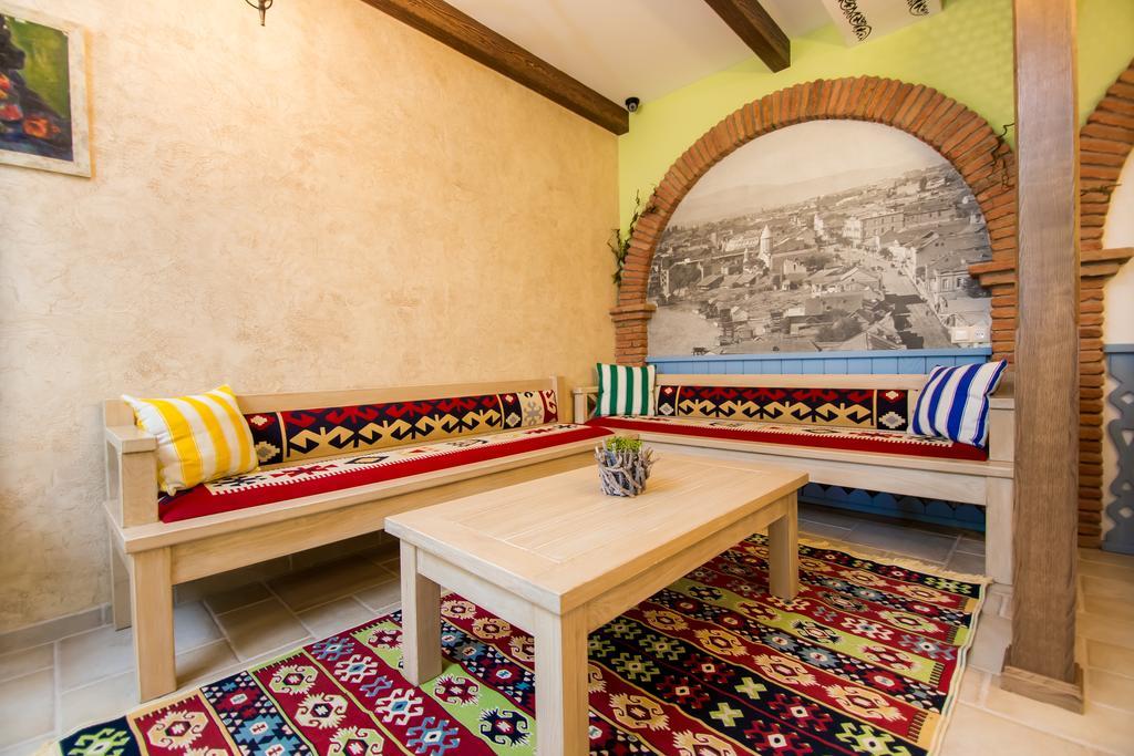 Metekhi'S Galavani Hotel ティビリシ エクステリア 写真