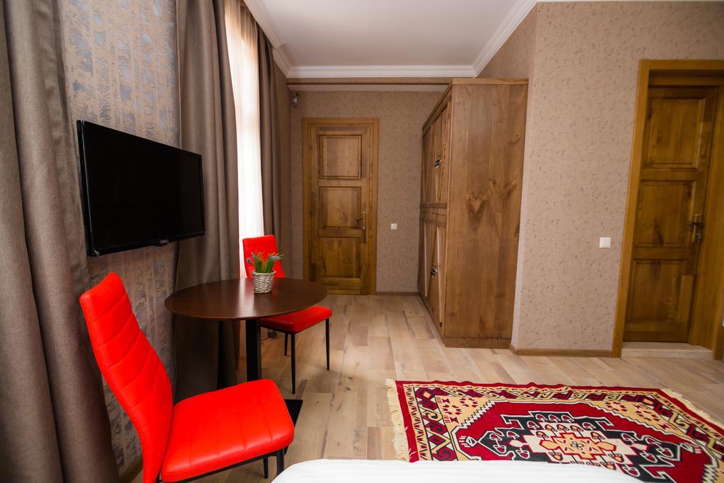 Metekhi'S Galavani Hotel ティビリシ エクステリア 写真